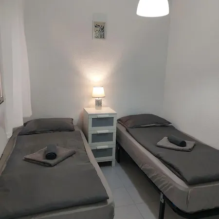 2-bedroom - Close To Beaches And Center Apartman *