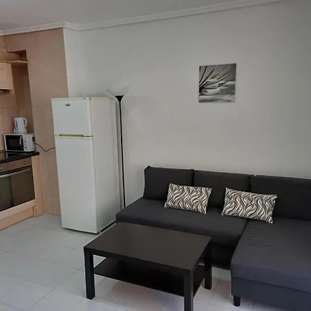 Apartman 2-bedroom - Close To Beaches And Center