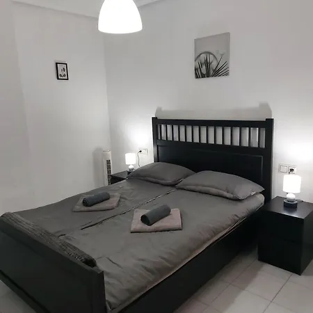 Apartman 2-bedroom - Close To Beaches And Center *