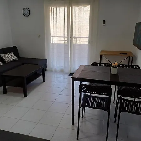 شقة 2-bedroom - Close To Beaches And Center تورّيفيِخا