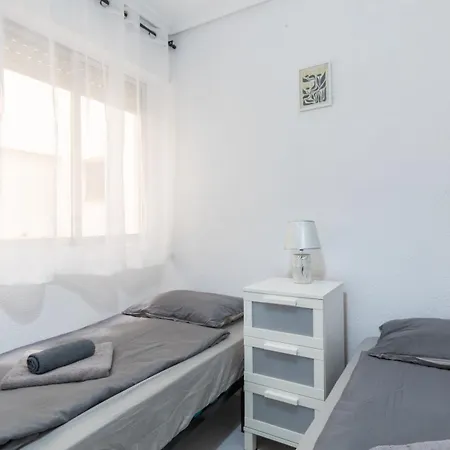 Apartman 2-bedroom - Close To Beaches And Center